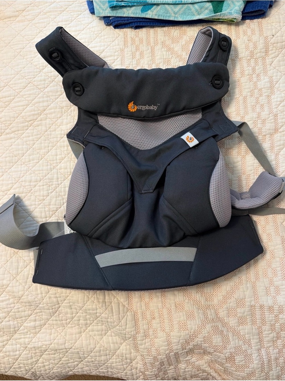 Ergobaby Four Position 360 Cool Air Carrier